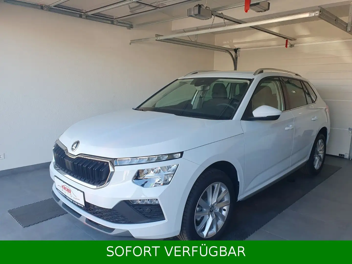 Skoda Kamiq 1.5 TSI DSG Premium,AHK,el.HK,NAVI,beh.FS Weiß - 1