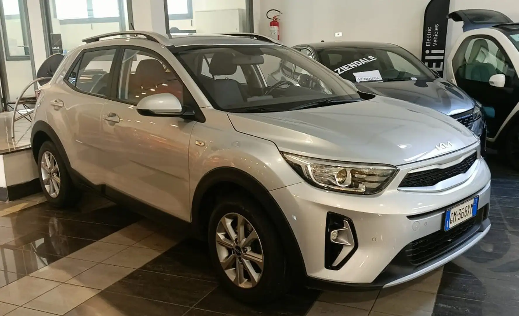 Kia Stonic Stonic 1.2 DPI ECO GPL Urban Argento - 1