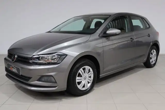Volkswagen Polo view 5