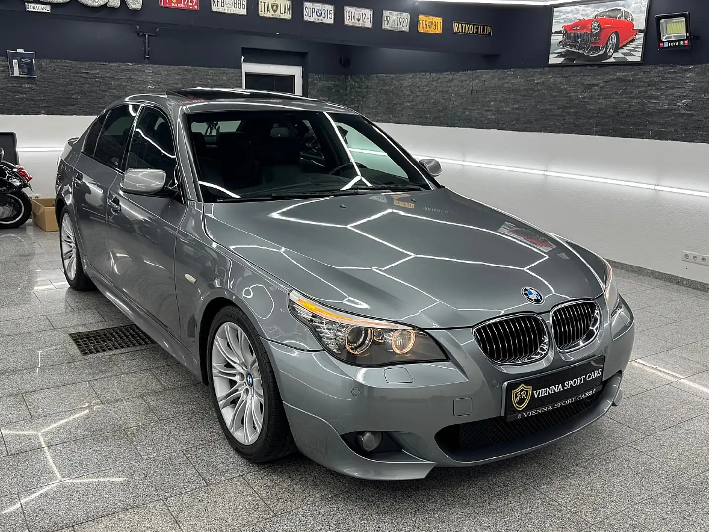 BMW 530 d E60 Aut.*LCI-Facelift*1.Besitz*M-Paket ab Werk* Grau - 2