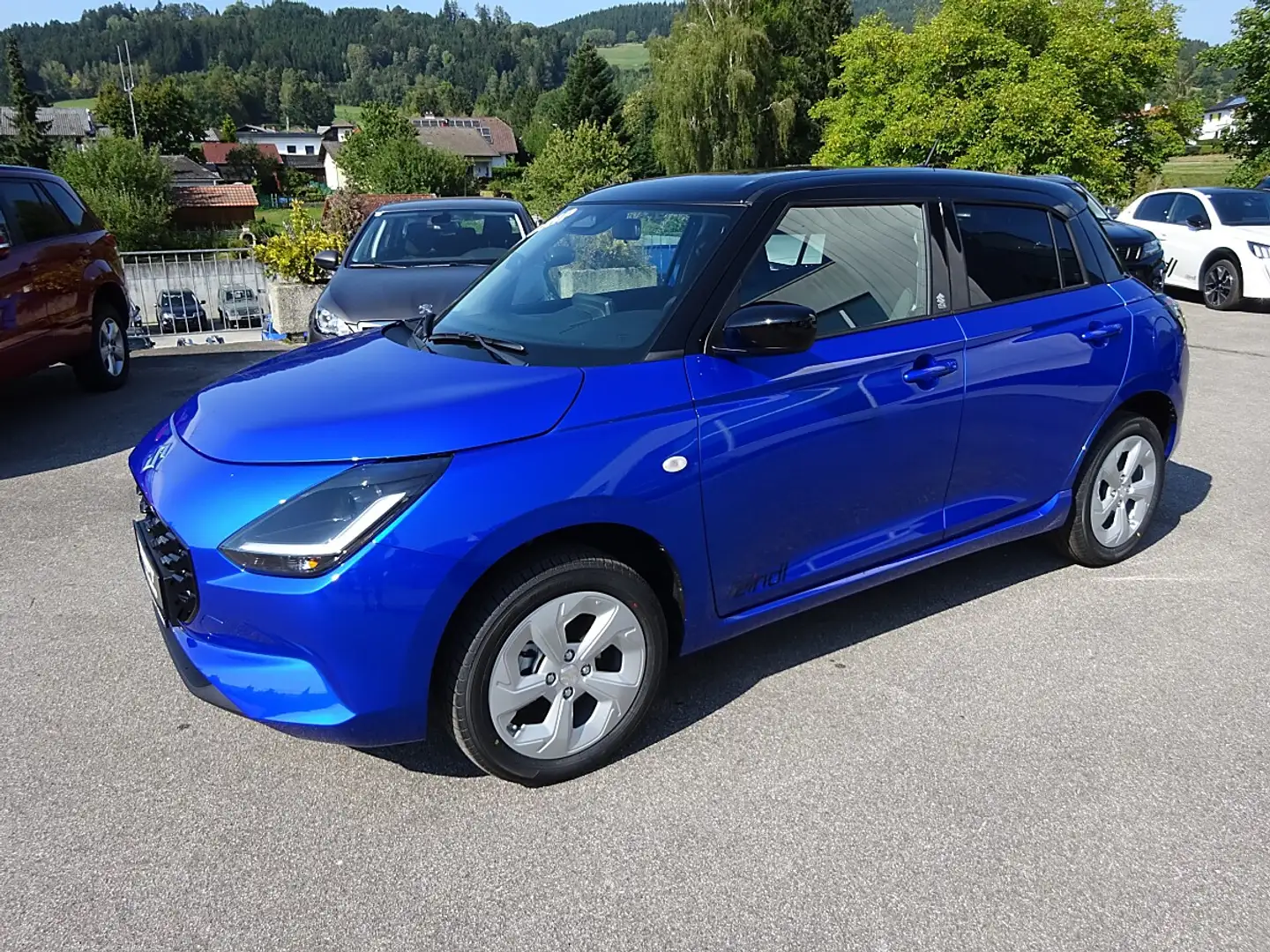 Suzuki Swift 1,2 Hybrid Allgrip Shine,"FAHRZEUG BEFINDET SIC... Blau - 1