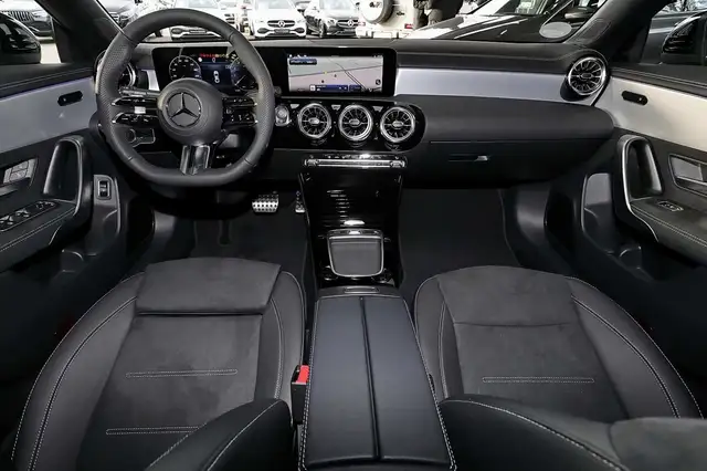 Mercedes-Benz CLA view 5