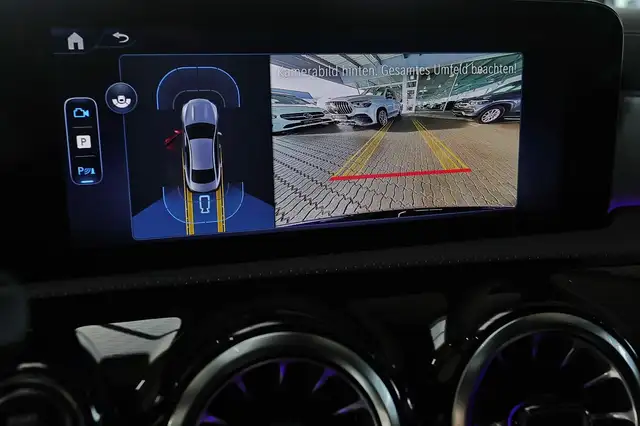 Mercedes-Benz CLA view 10