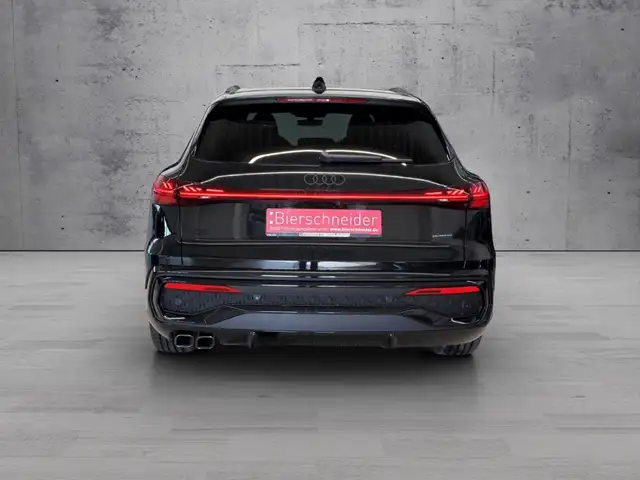Audi Q5 view 6