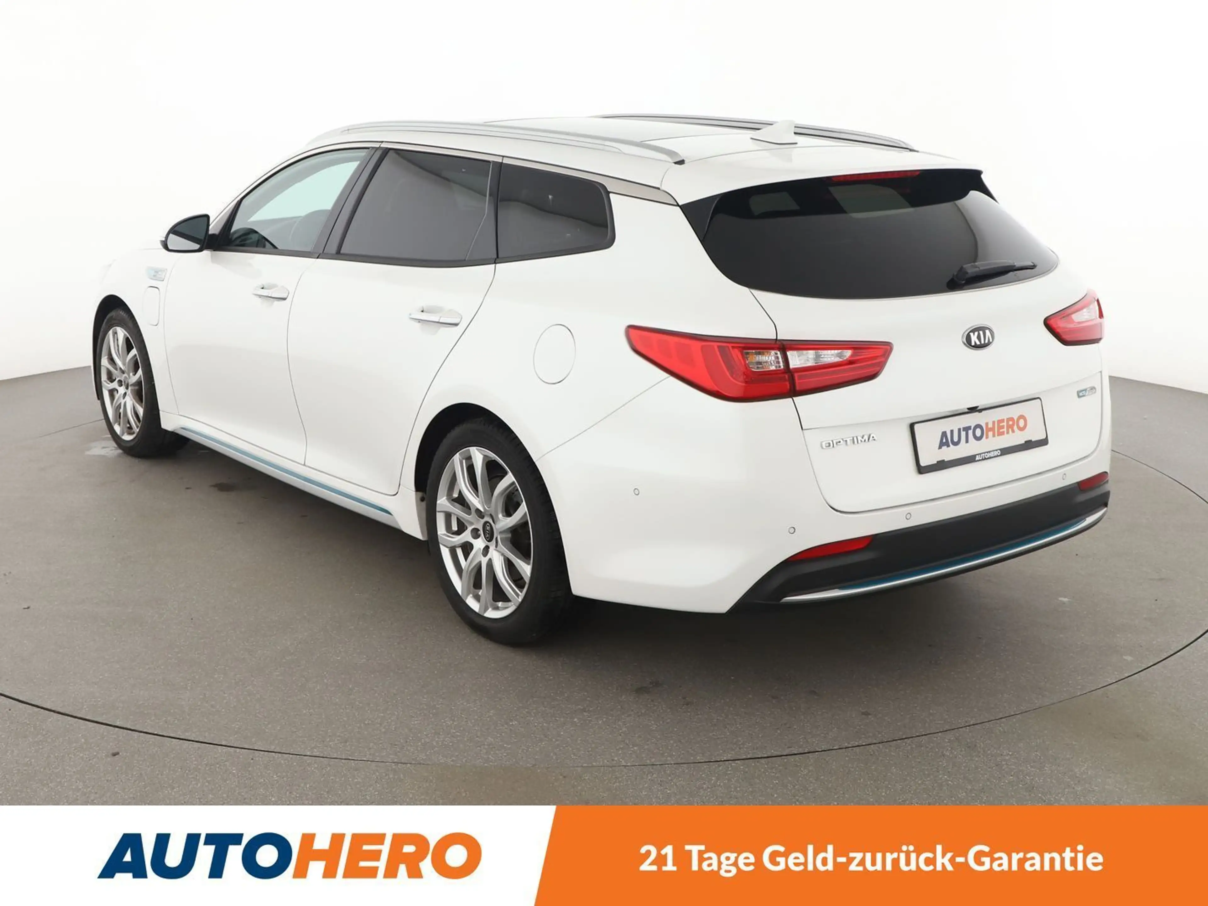 Kia Optima 2.0 Hybrid Spirit Aut.*NAVI*BI-LED*ACC*CAM*PDC*SHZ — photo 4
