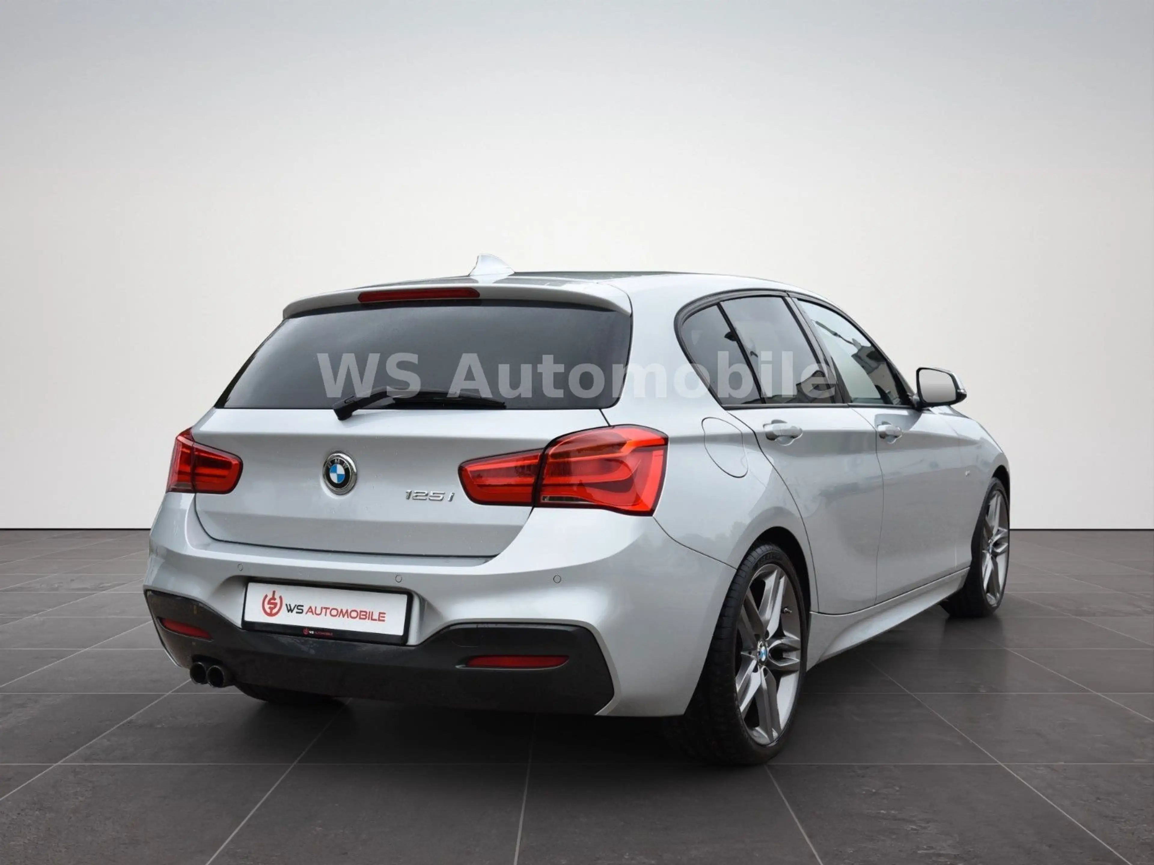 BMW 125 i M Sport **1.HAND/LED/SHZ/NAVI** — photo 4