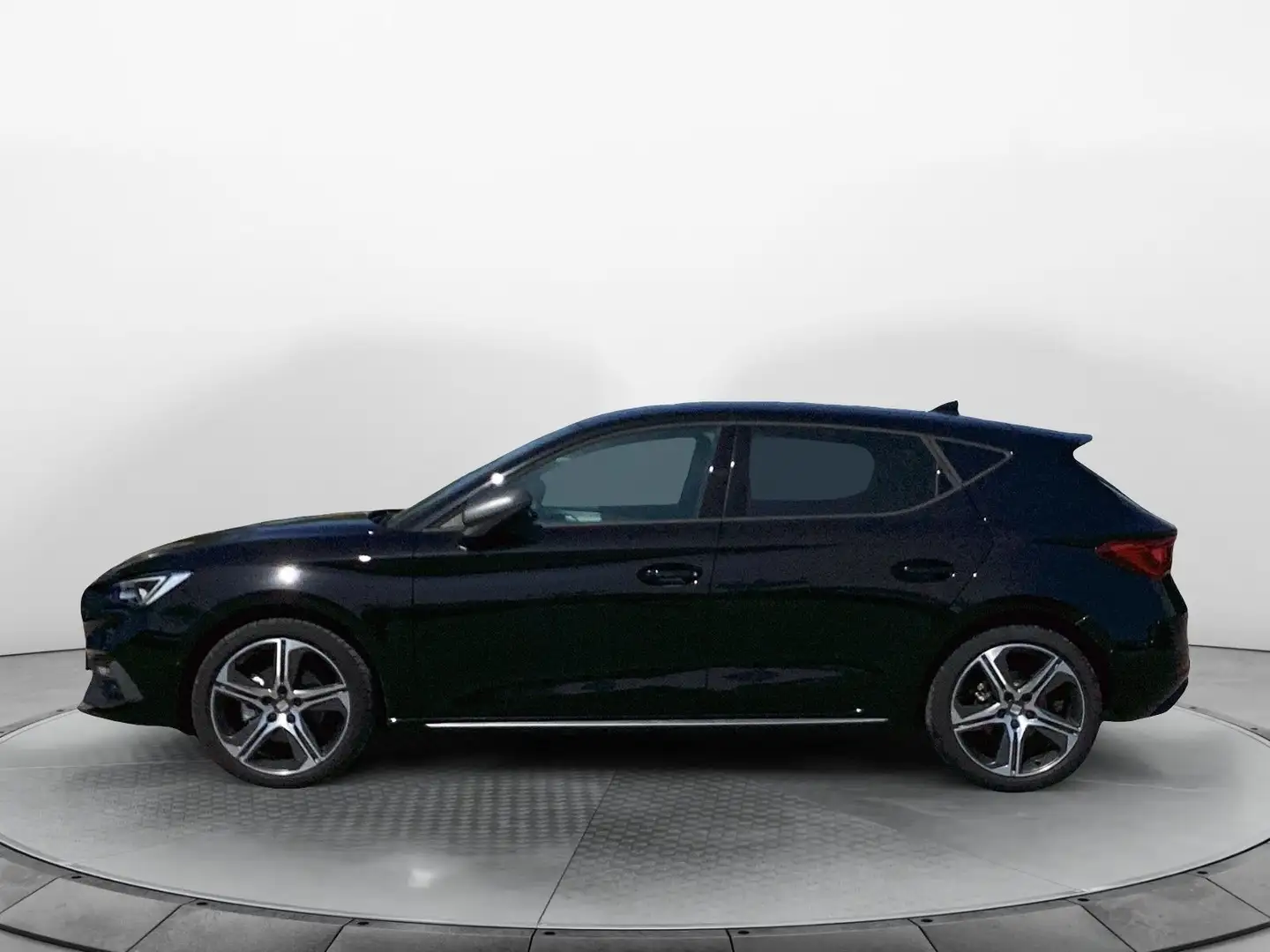 SEAT Leon FR 1.5 eTSI 110 kW (150 PS) 7-Gang-DSG Schwarz - 2