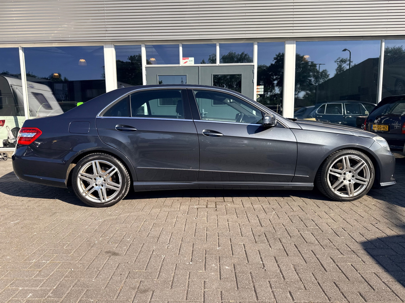 Mercedes-Benz E 350 CGI Avantgarde — photo 2
