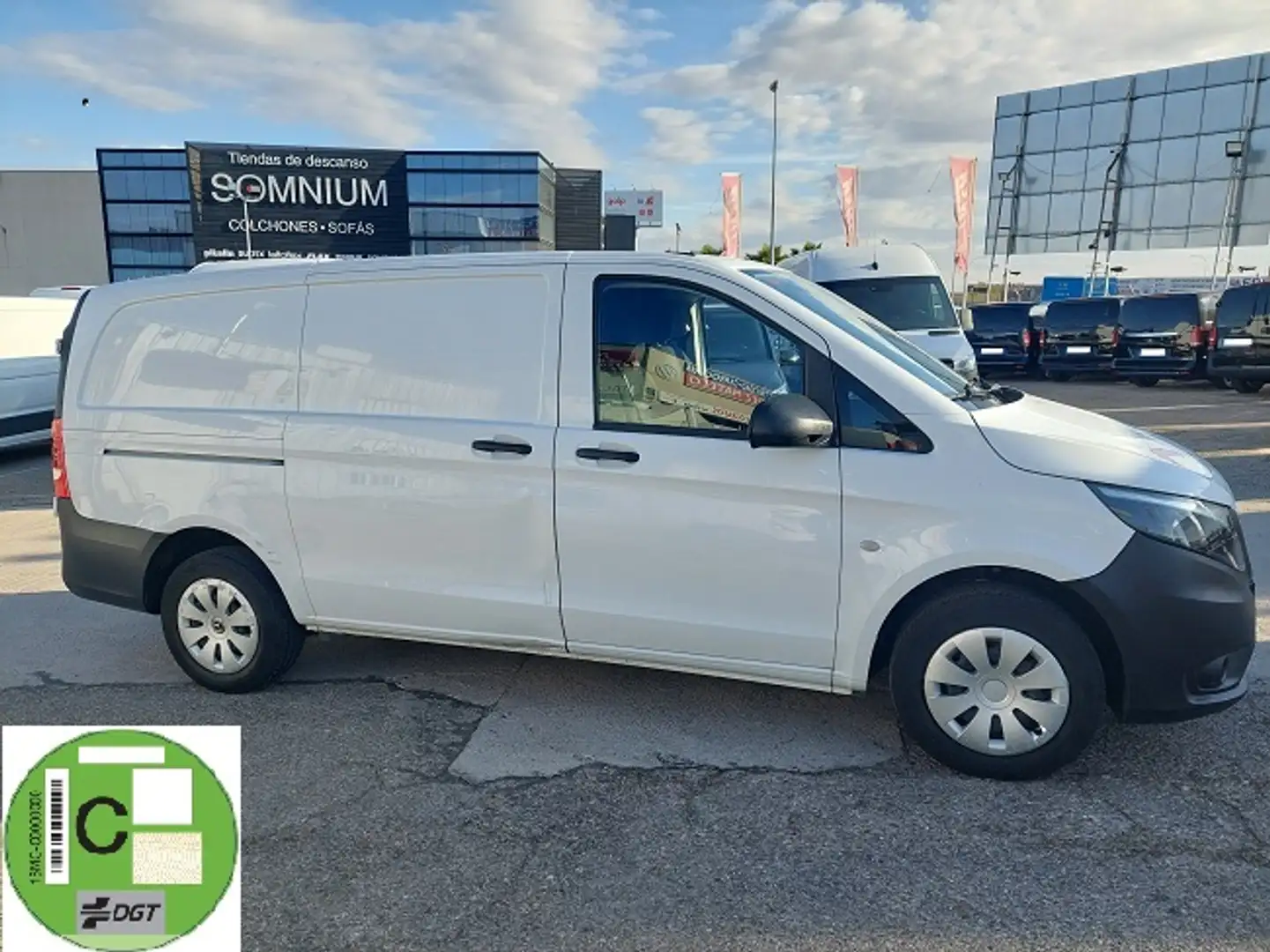 Mercedes-Benz Vito Furgón 110CDI Base Larga Blanco - 1