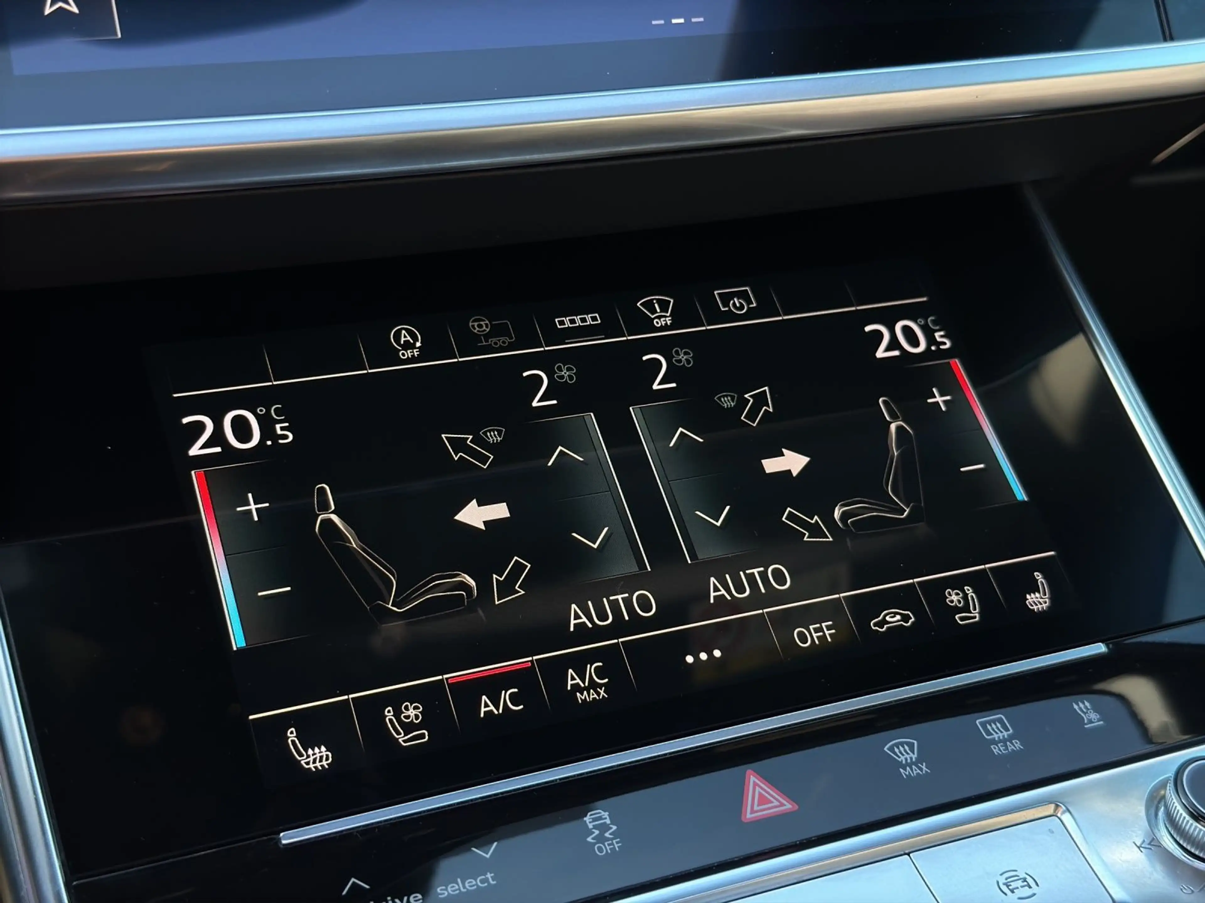 Audi RS6 RS6 Avant TFSI Q AHK PANO HD-MATRIX BuO KERAMIK — photo 12