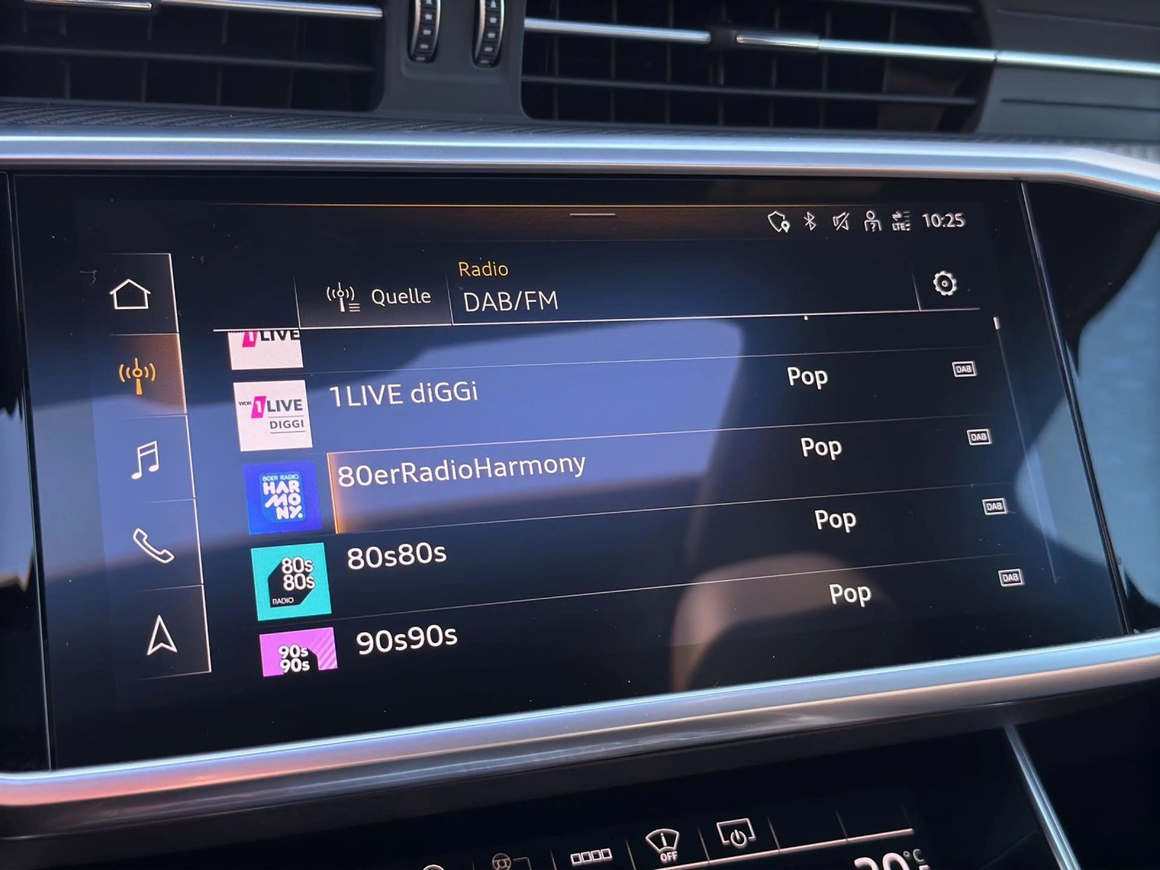 Audi RS6 RS6 Avant TFSI Q AHK PANO HD-MATRIX BuO KERAMIK — photo 13