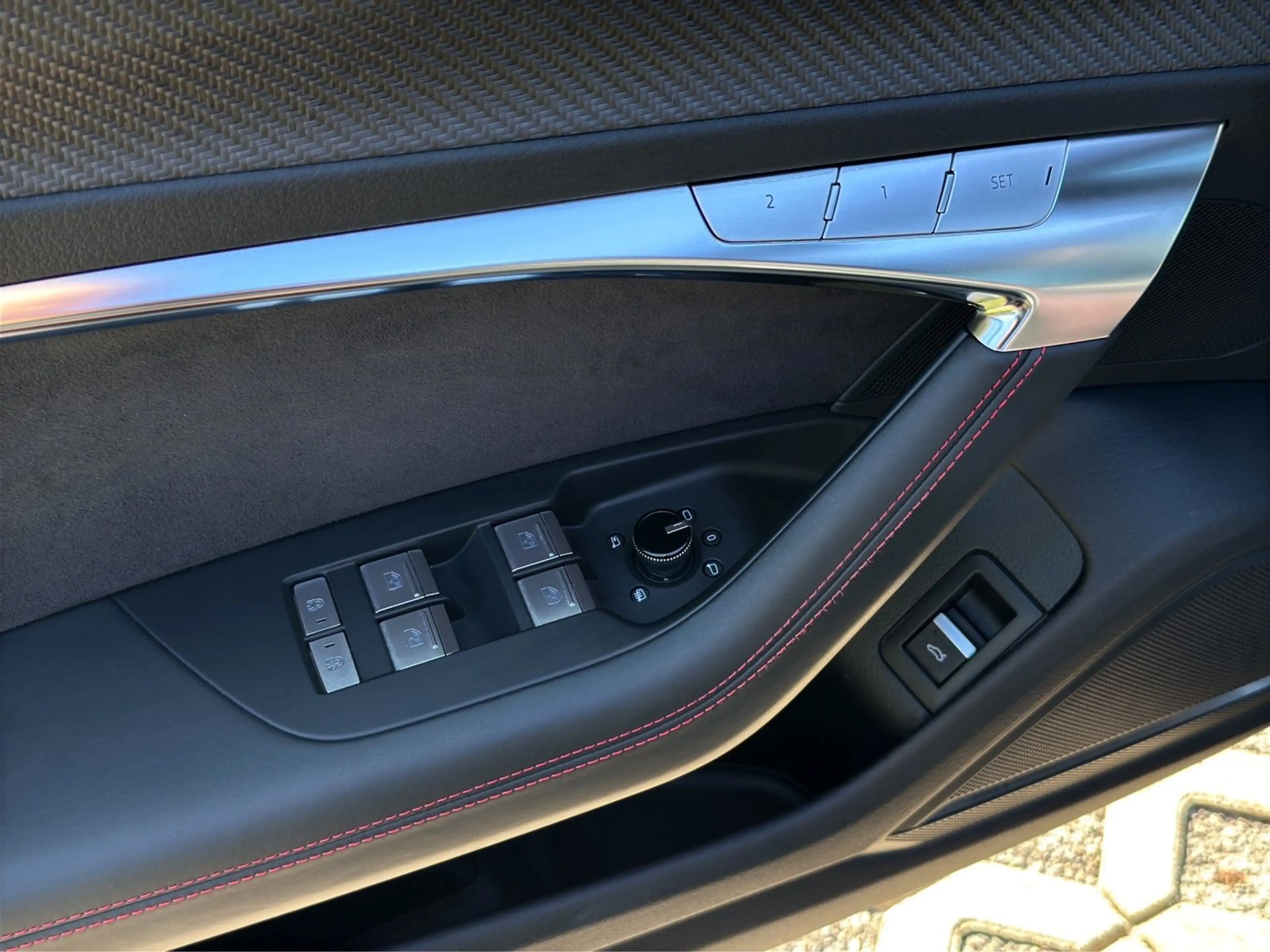 Audi RS6 RS6 Avant TFSI Q AHK PANO HD-MATRIX BuO KERAMIK — photo 8