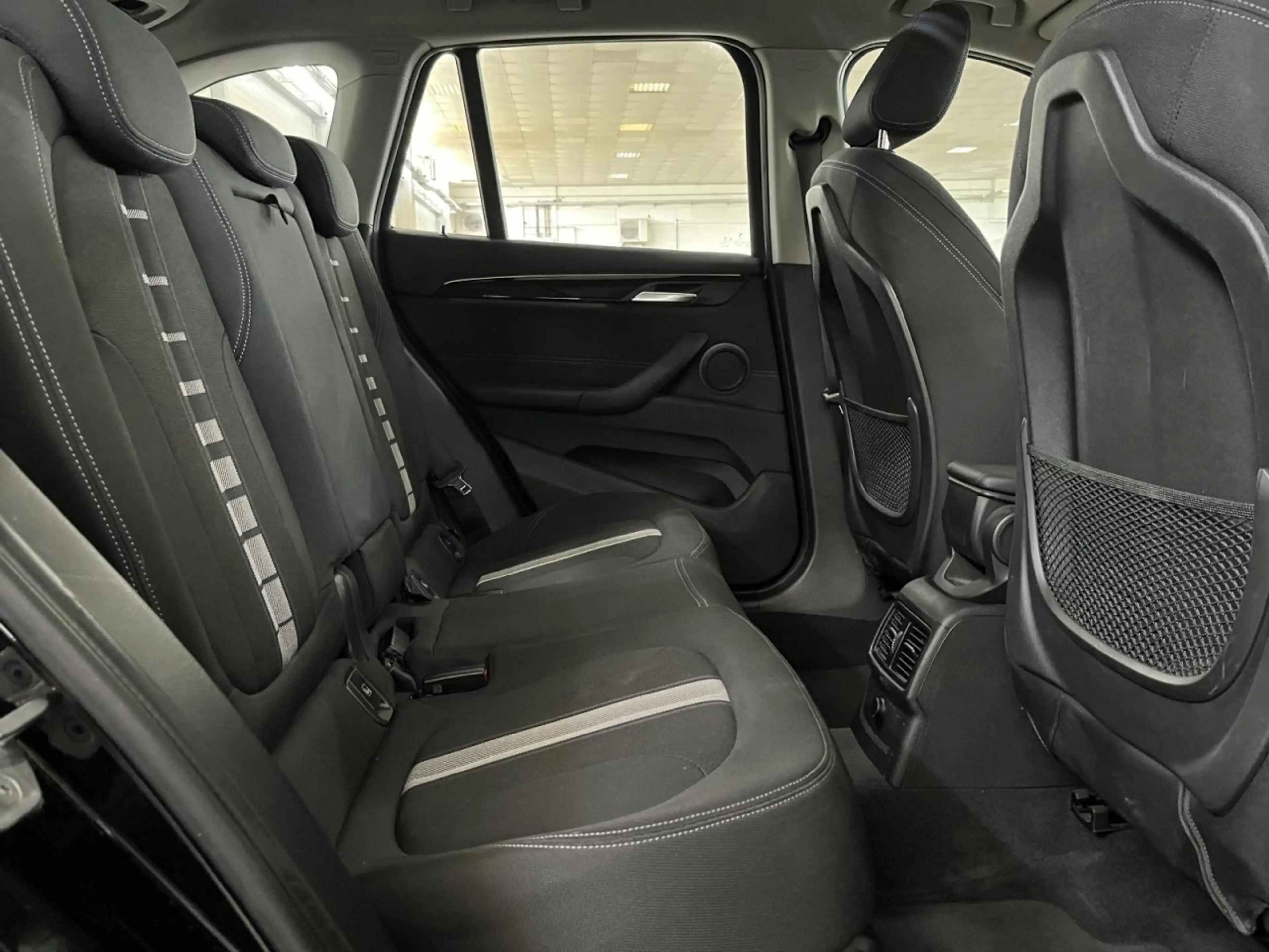 BMW X1 xDrive 20 i Sport Line PANO AUTOMATIK SHZ KLIMA AL — photo 10