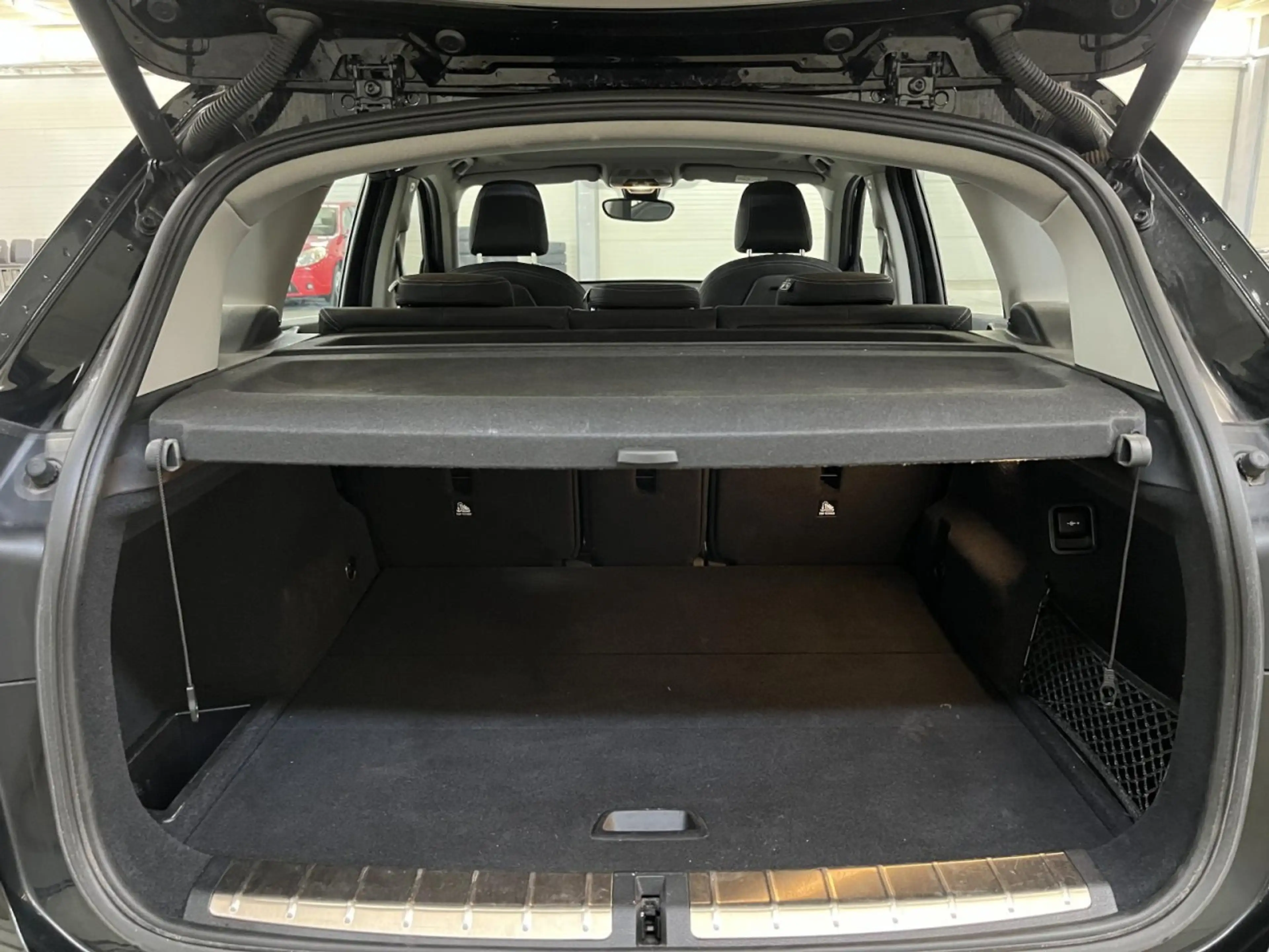 BMW X1 xDrive 20 i Sport Line PANO AUTOMATIK SHZ KLIMA AL — photo 11