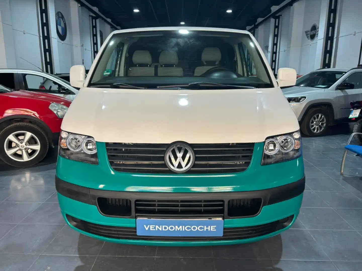 Volkswagen Transporter Mixto 2.0TDI Techo Normal 102 6pl. Verde - 1