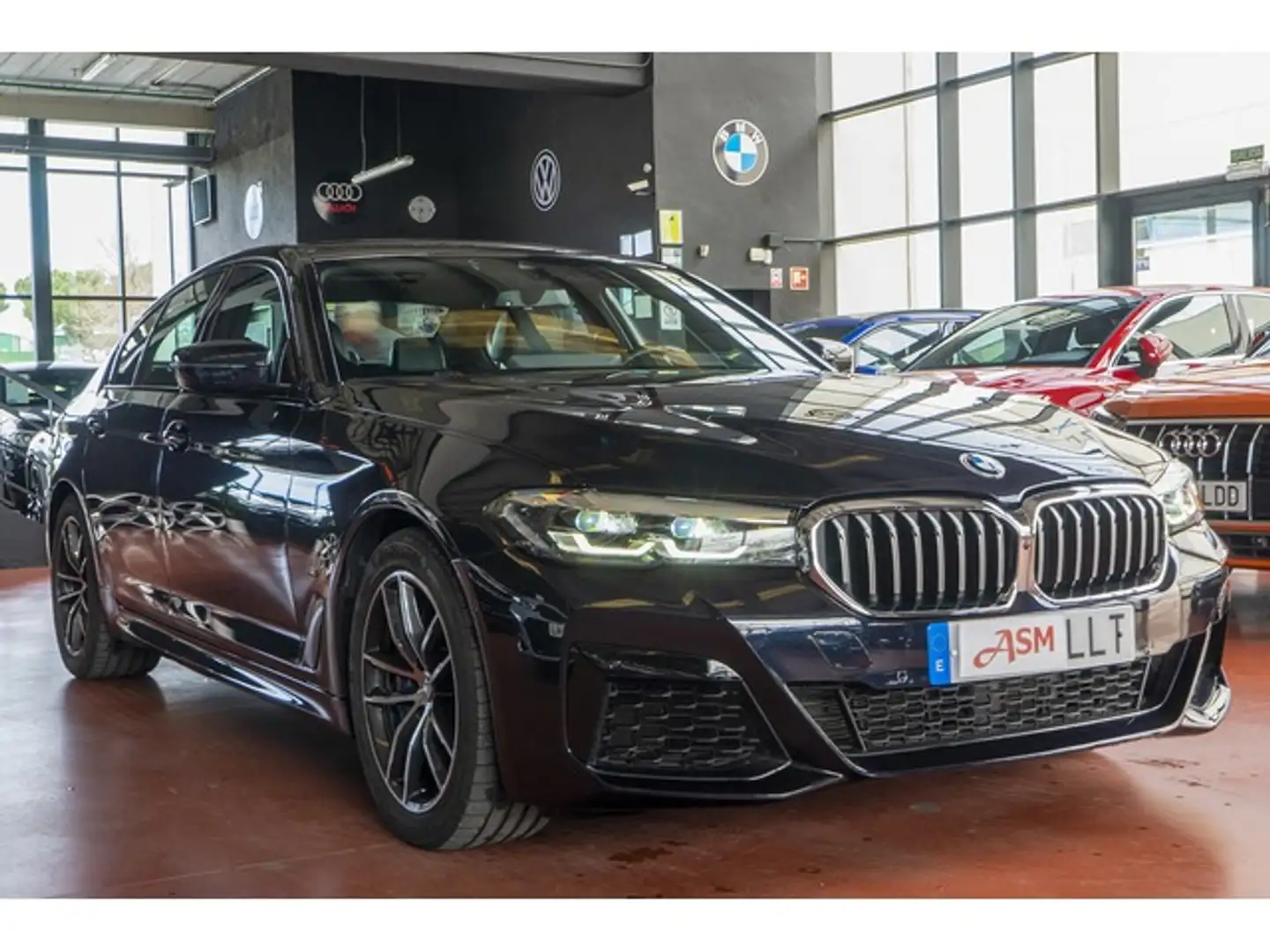 BMW 540 540iA xDrive Чорний - 2