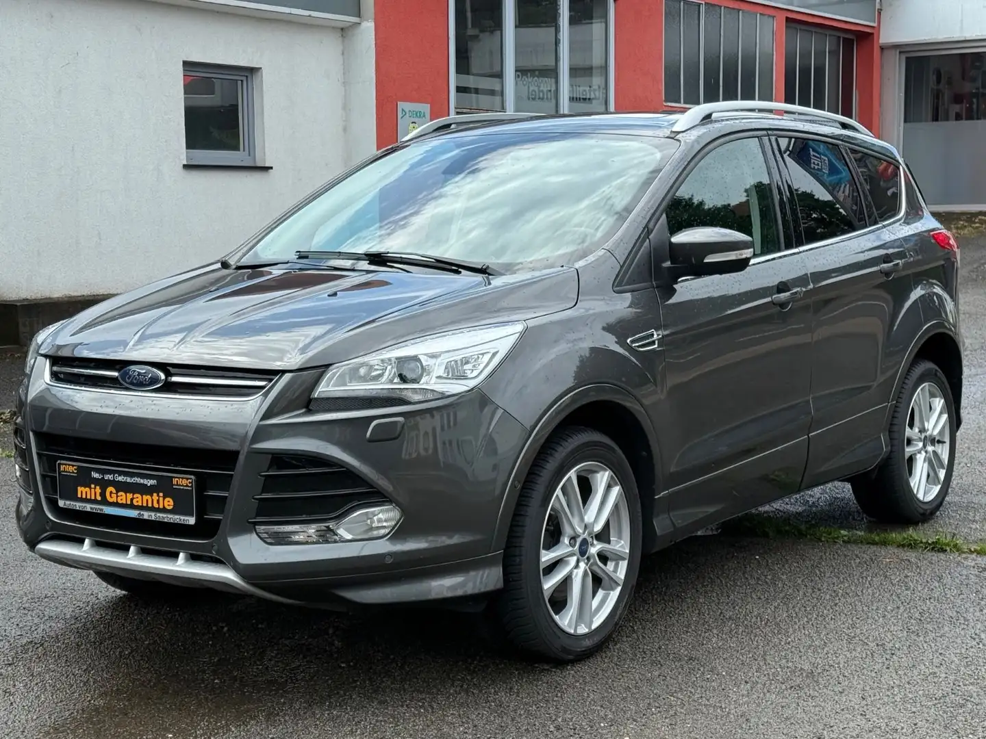 Ford Kuga Individual Automatik Navi Kamra AHK Gris - 1