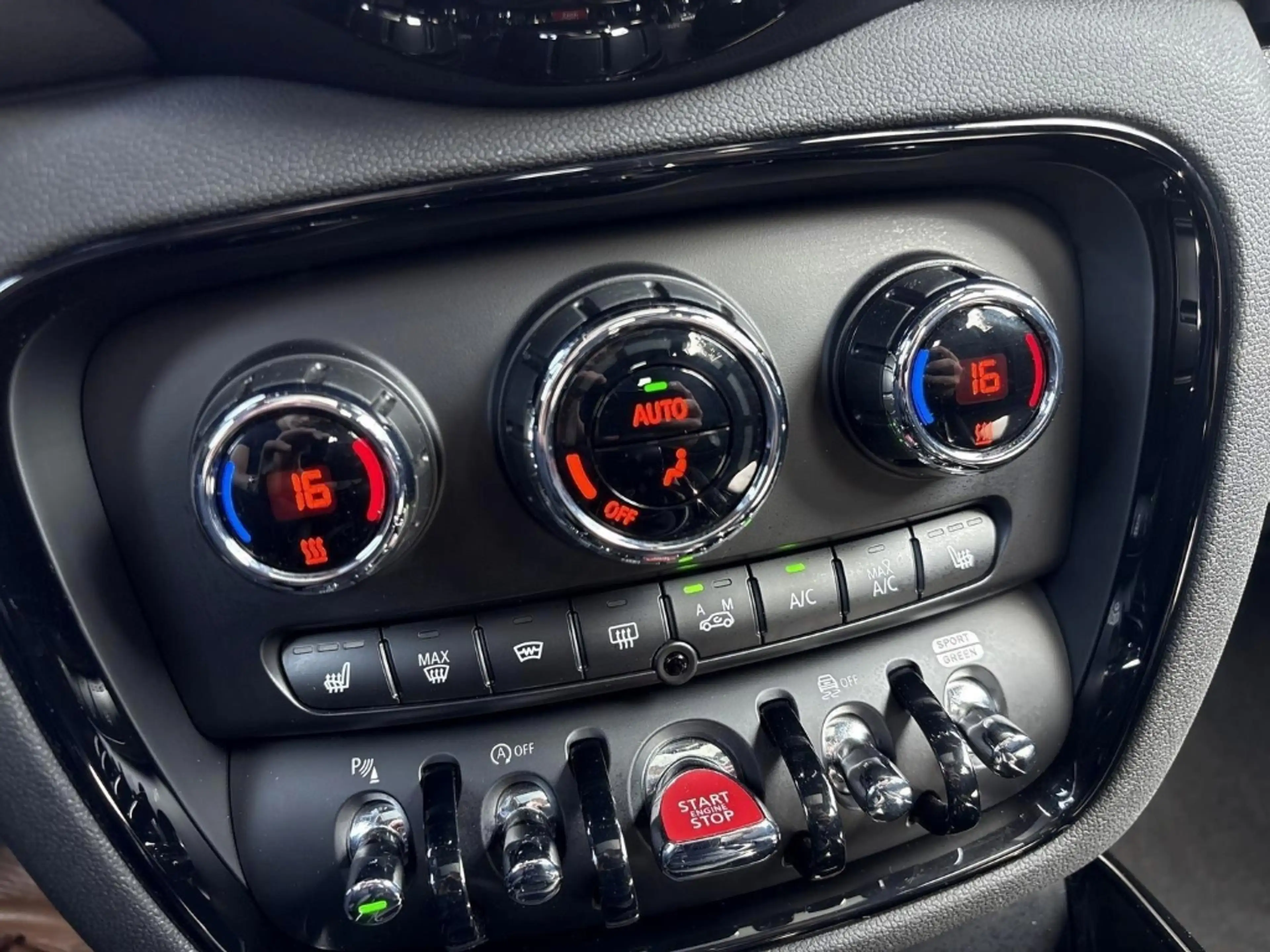 MINI Cooper Clubman El. Panodach Panorama Navi Digitales Cockpit Memor — photo 12
