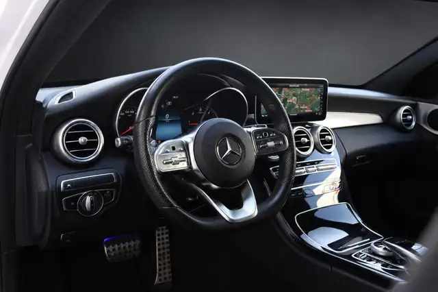 Mercedes-Benz C-Class view 14
