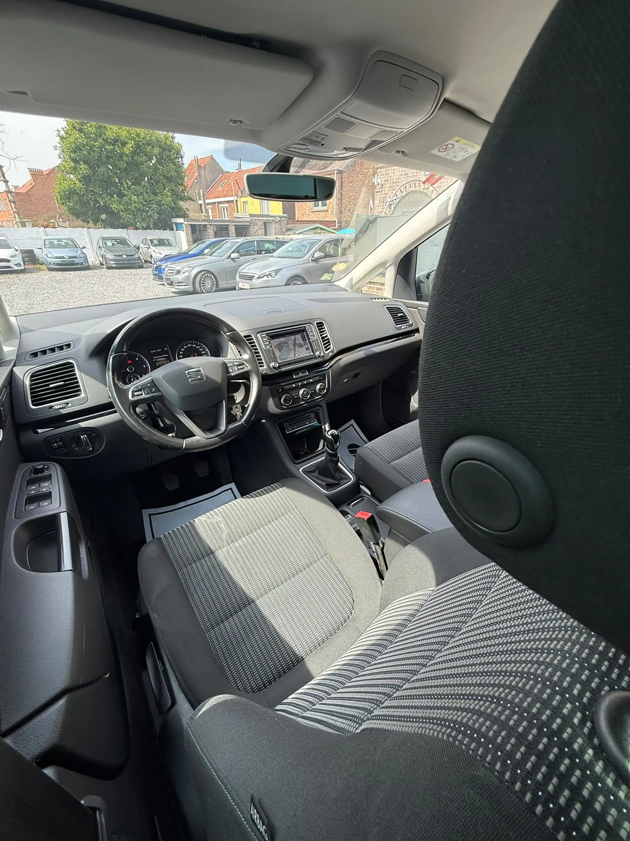 SEAT Alhambra Alhambra 2.0 CR TDi 20 Years — photo 10
