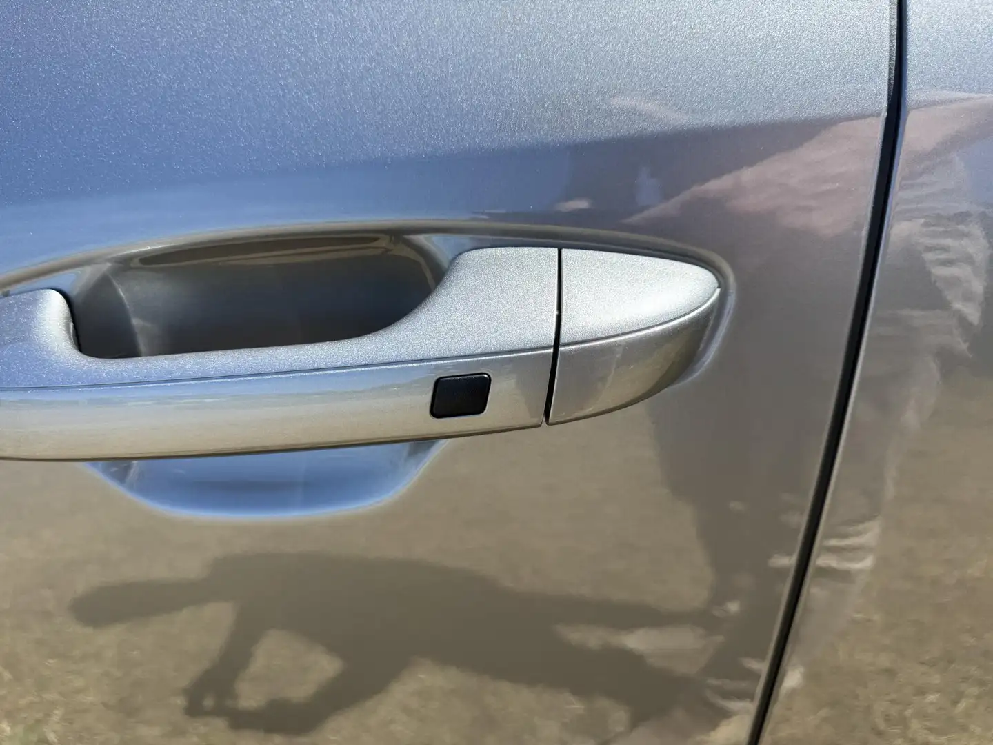 Kia e-Niro EV Edition Advanced 64.8 kWh | All-Season Banden | Grijs - 2