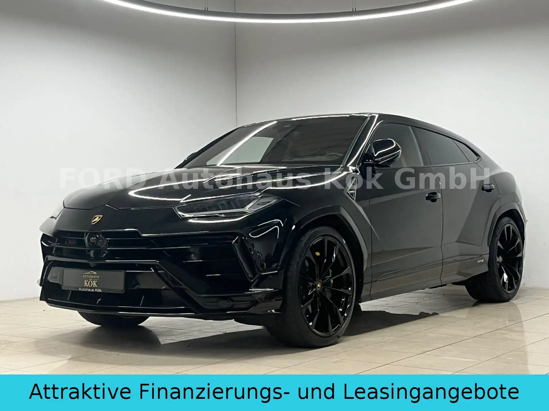 람보르기니 우루스 2023 검정 사진 1