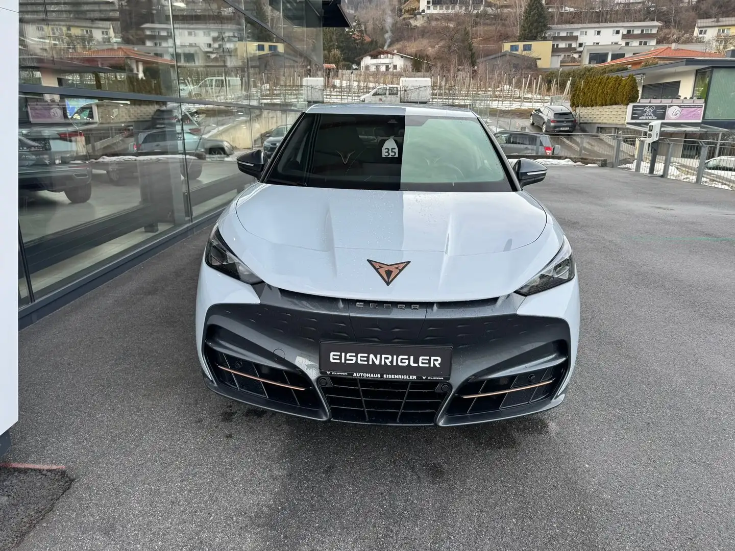 CUPRA Tavascan VZ 4Drive 250kW/340PS Silber - 2