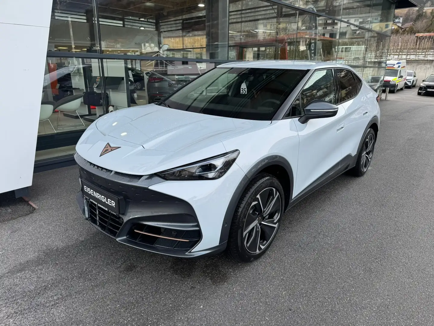 CUPRA Tavascan VZ 4Drive 250kW/340PS Silber - 1