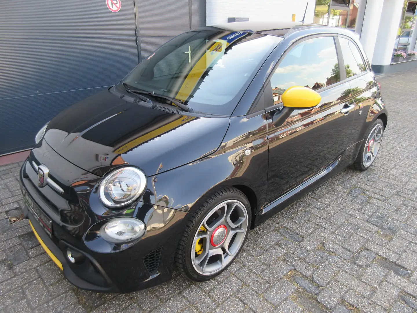 Abarth 595 PISTA 1.4 TURBO Noir - 2