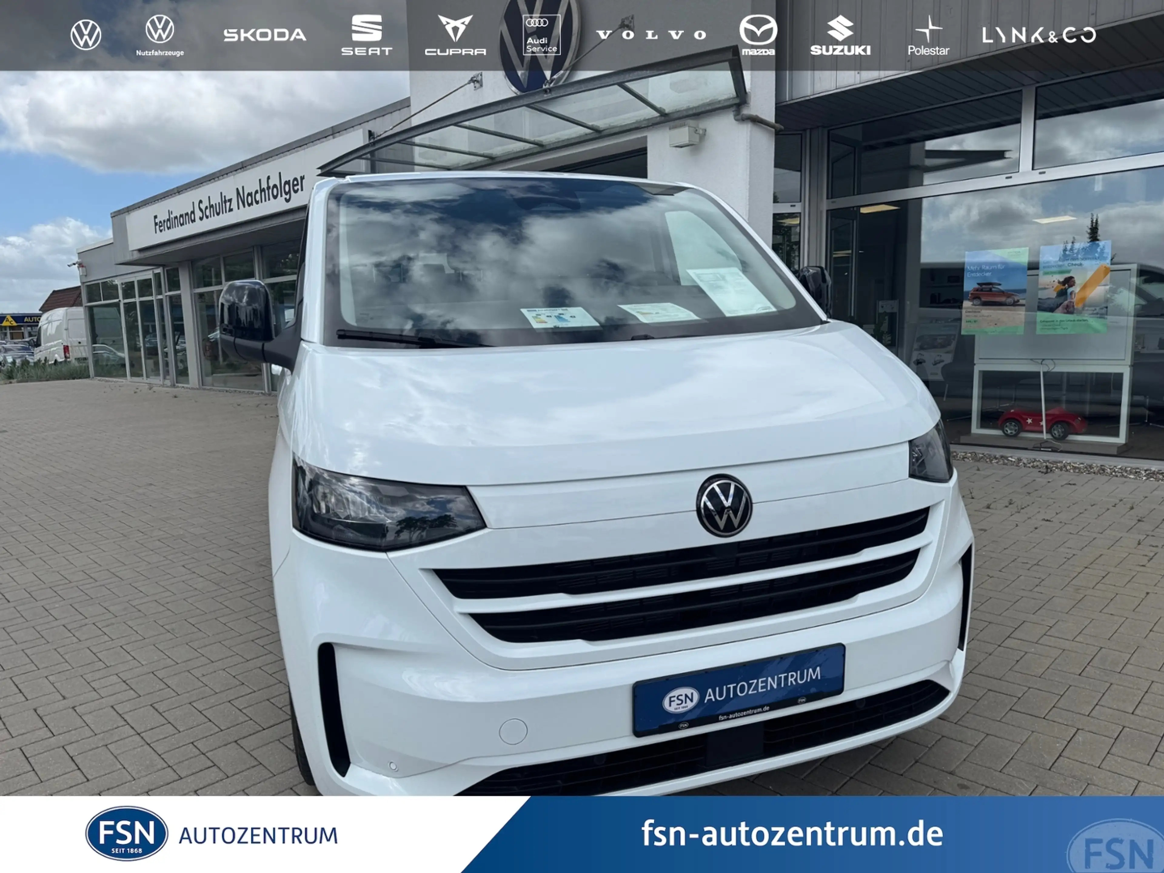 Volkswagen T7 Caravelle Caravelle Life 2,0 l TDI 110 kW LR AT LED+NAV