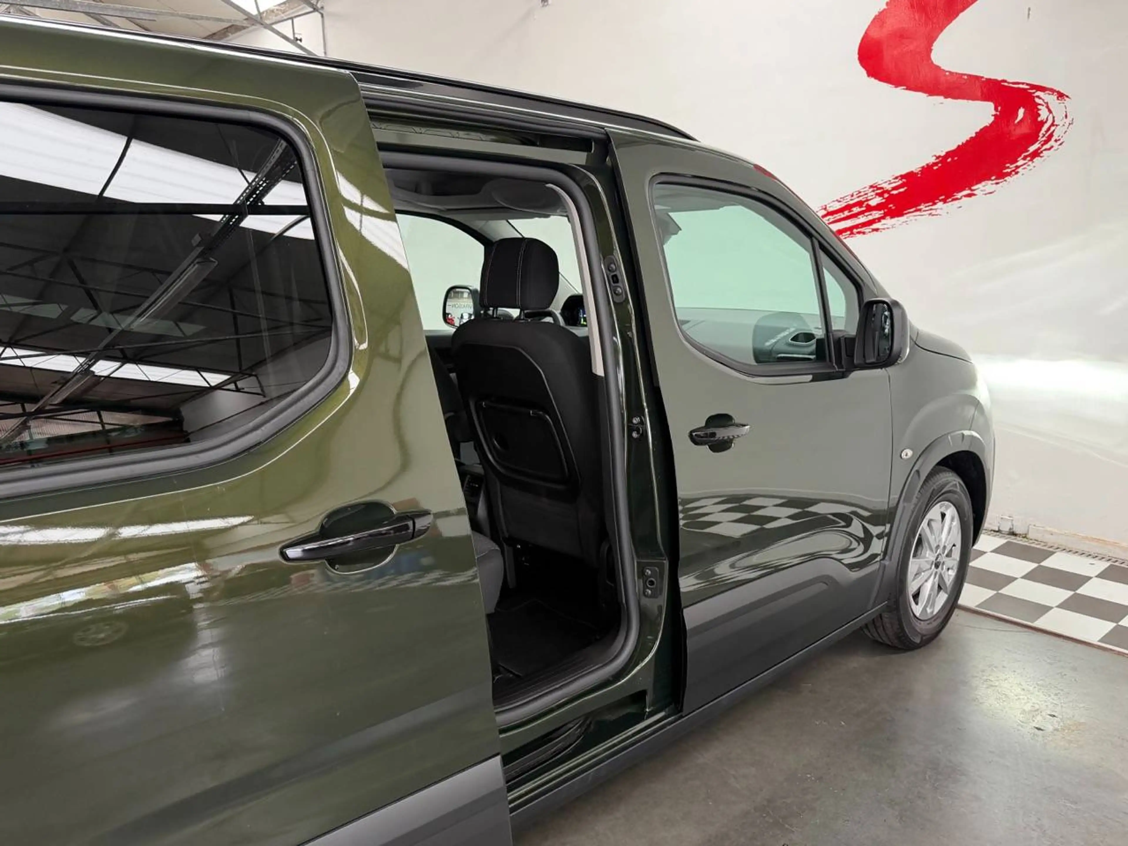 Peugeot Rifter Rifter 1.5 HDI — photo 7