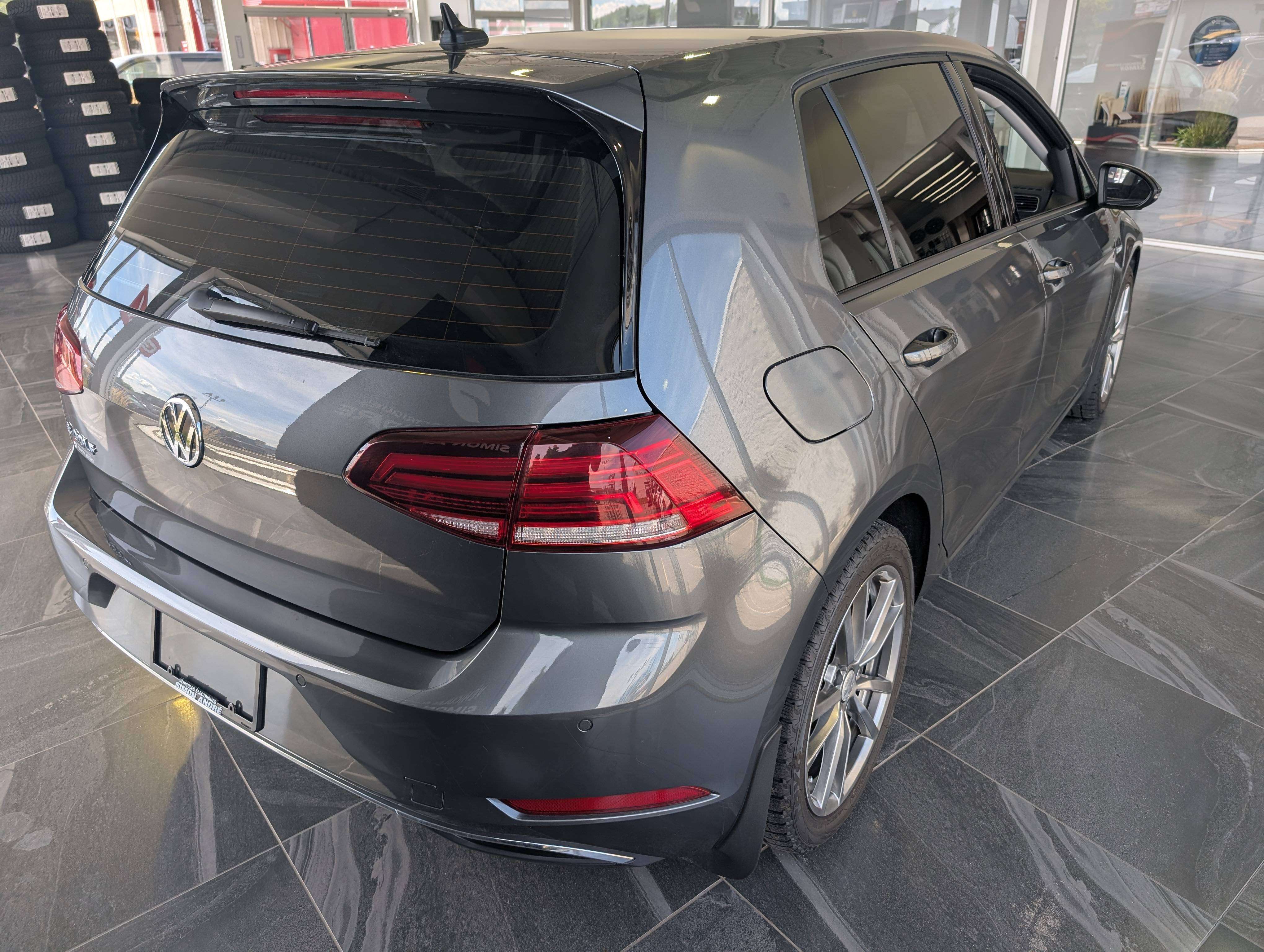 2020 Volkswagen Golf Comfortline — снимка 1