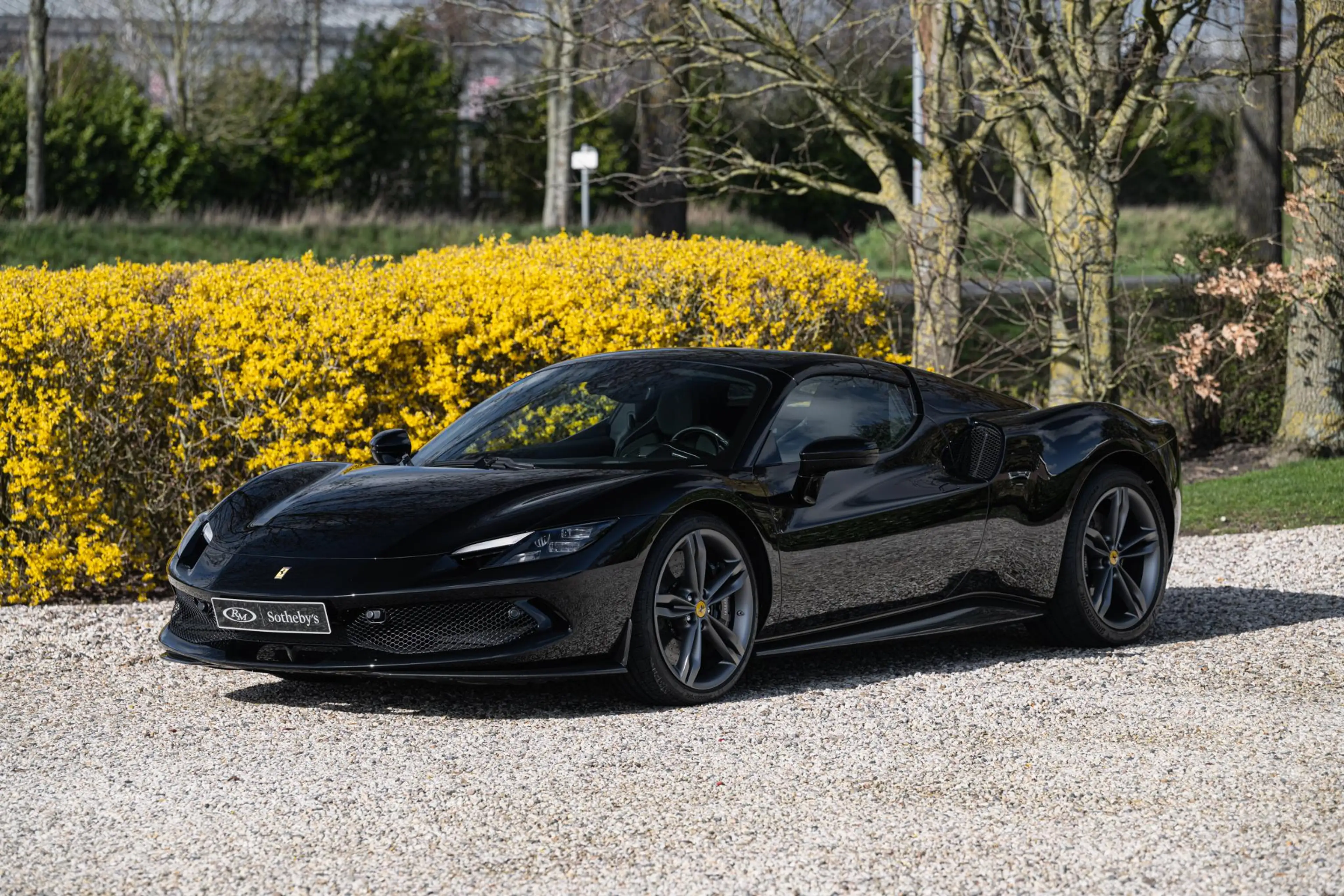 Ferrari 296 GTS 3.0 V6 ATELIER — photo 9