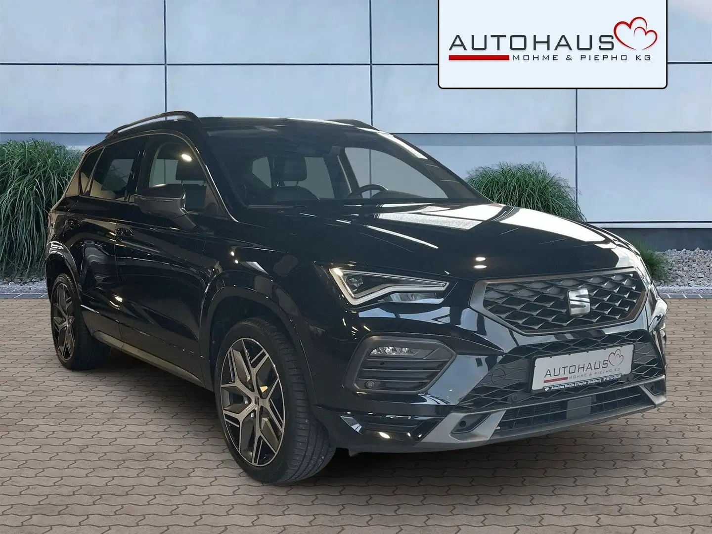 SEAT Ateca FR 4Drive *NAVI*KESSY*ACC*AHK* Noir - 1