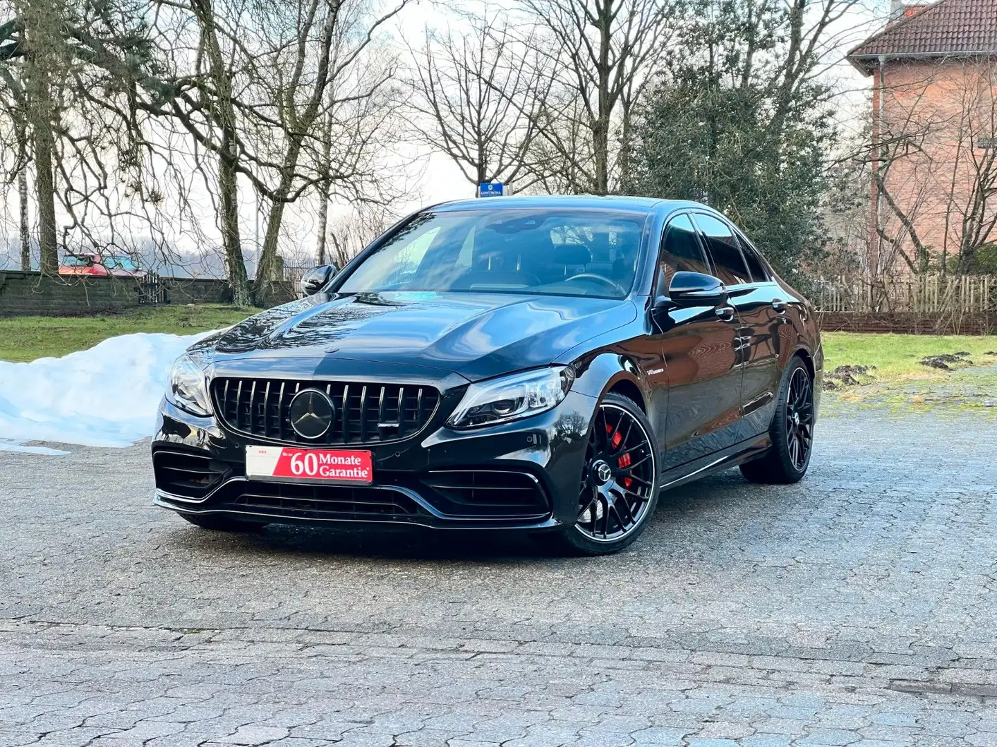 Mercedes-Benz C 63 AMG S Schwarz - 1