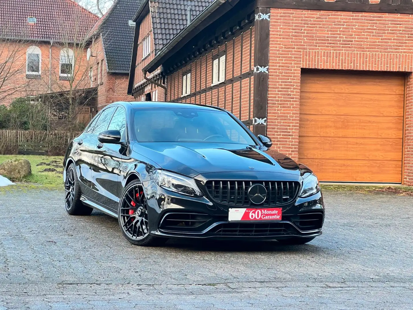 Mercedes-Benz C 63 AMG S Schwarz - 2
