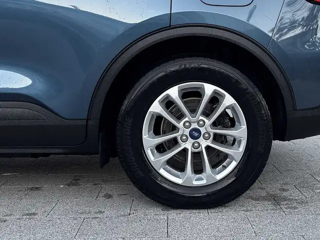 Ford Kuga view 9