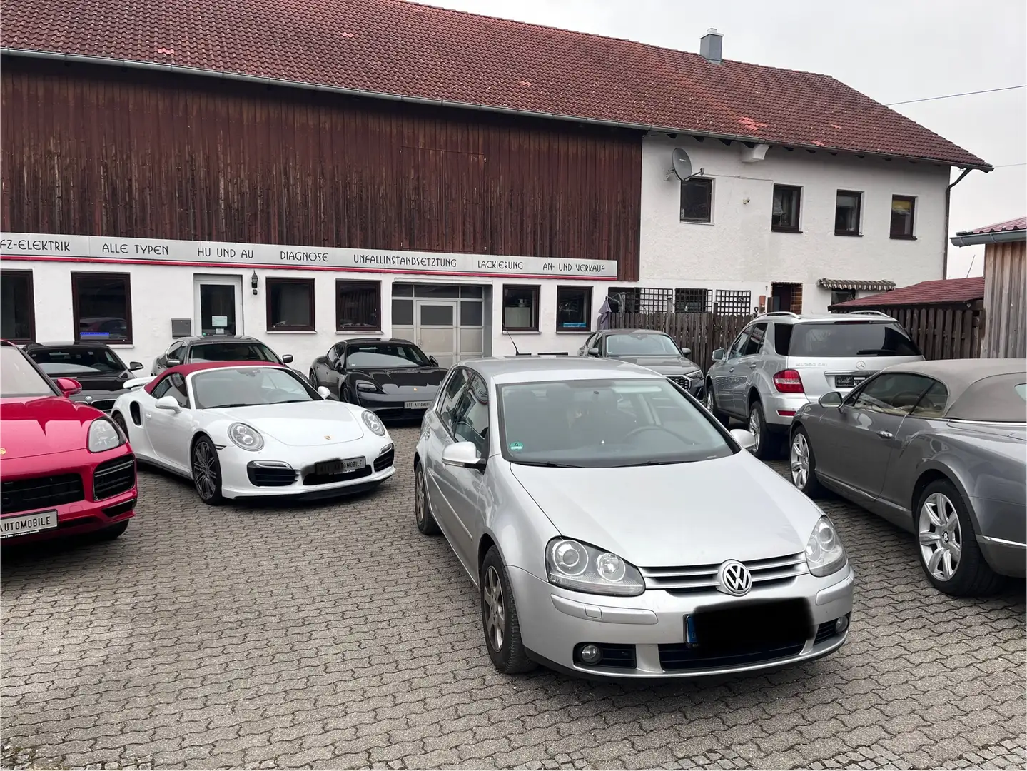 Volkswagen Golf 2.0 FSI KLIMA SITZHEIZUNG TÜV Silber - 1