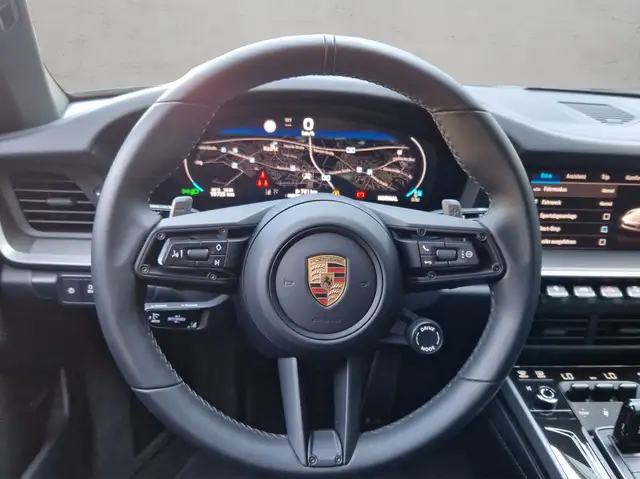 Porsche 992 view 14