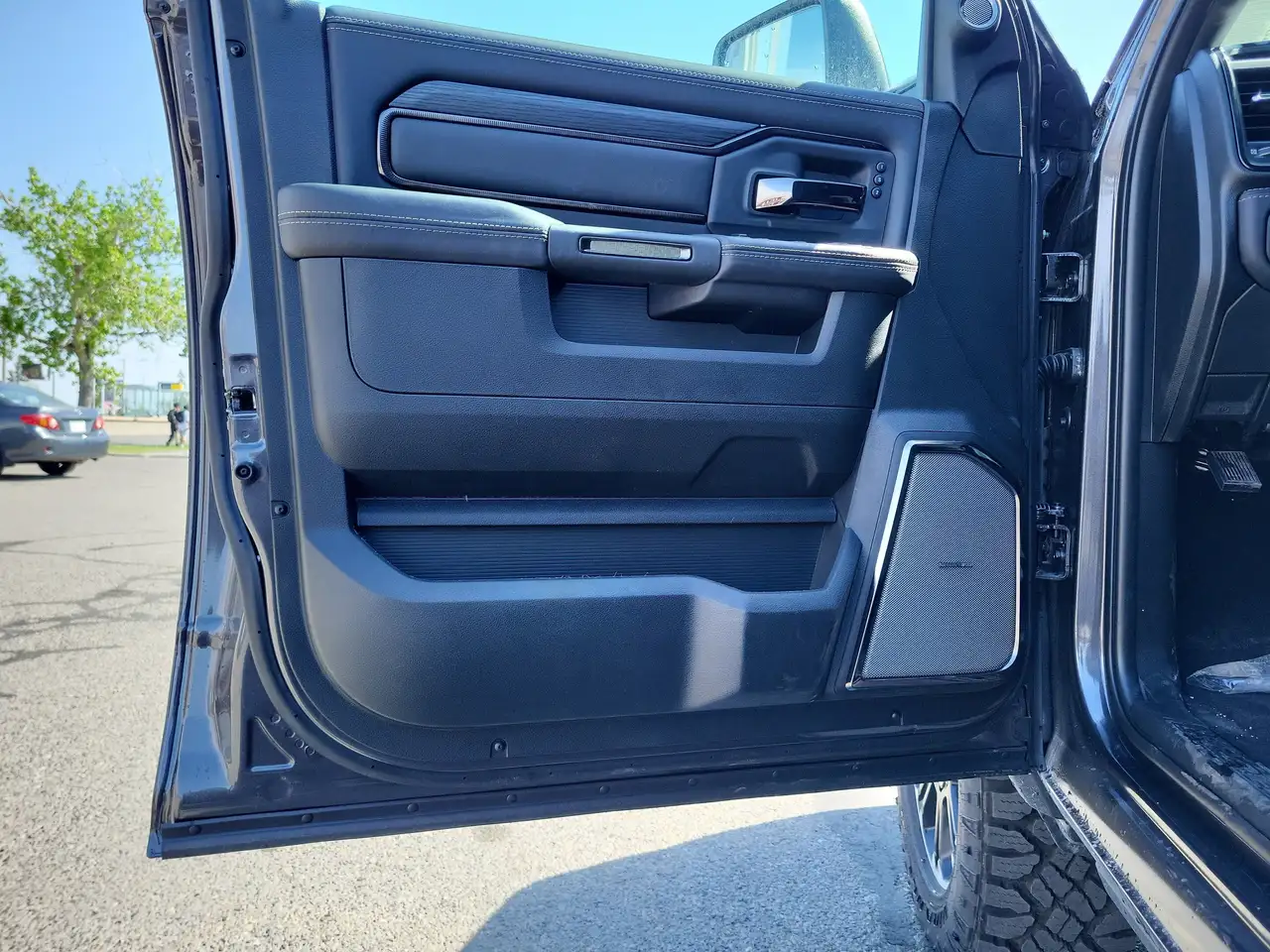 RAM 2500 photo RAM 2500
