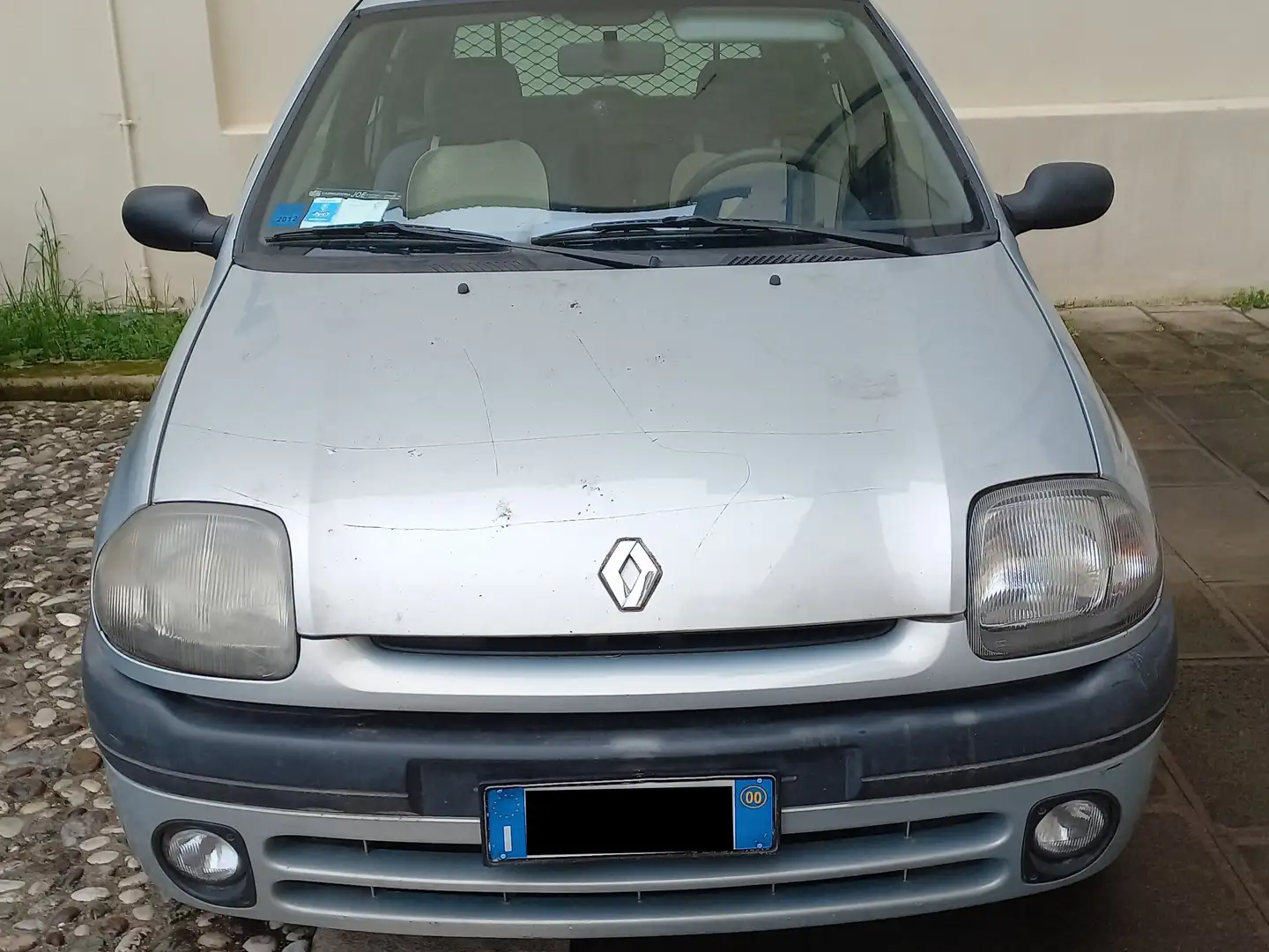 Renault Clio 3p 1.9d RN Argent - 1