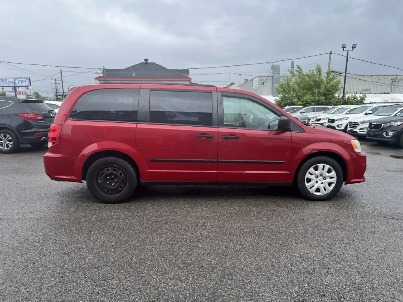 Dodge Grand Caravan photo Dodge Grand Caravan