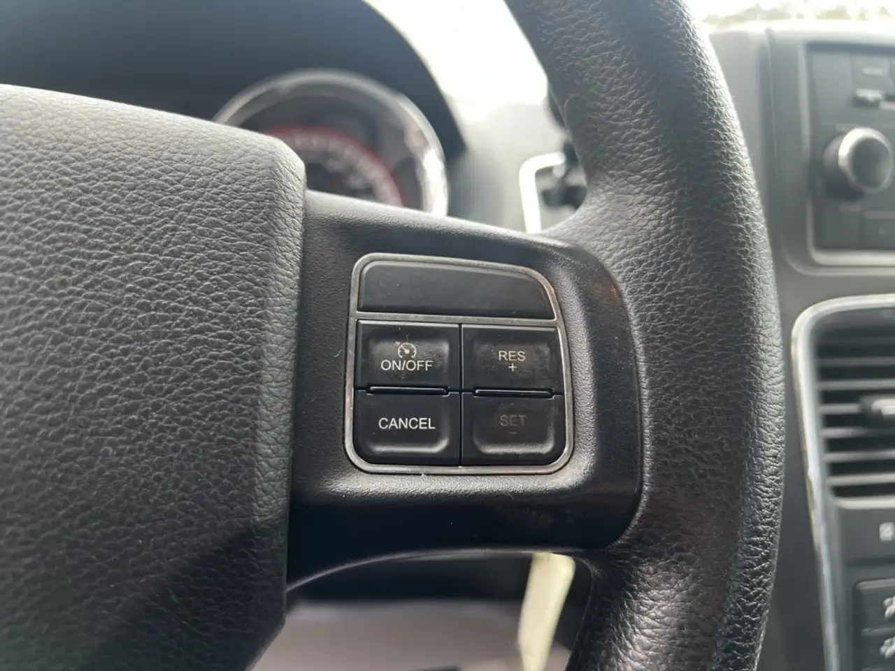 Dodge Grand Caravan photo Dodge Grand Caravan