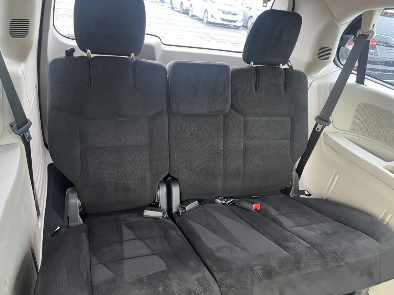 Dodge Grand Caravan photo Dodge Grand Caravan