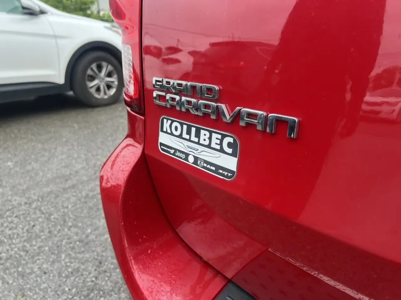 Dodge Grand Caravan photo Dodge Grand Caravan