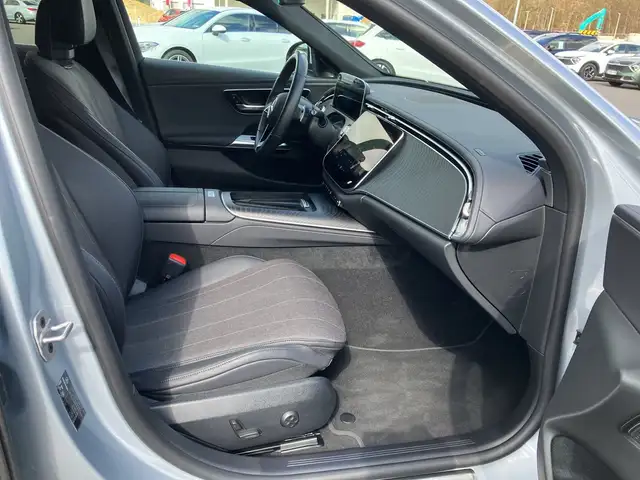 Mercedes-Benz E 300 de 4MATIC mit EQ Hybrid Technologie T-Modell Ansicht 16
