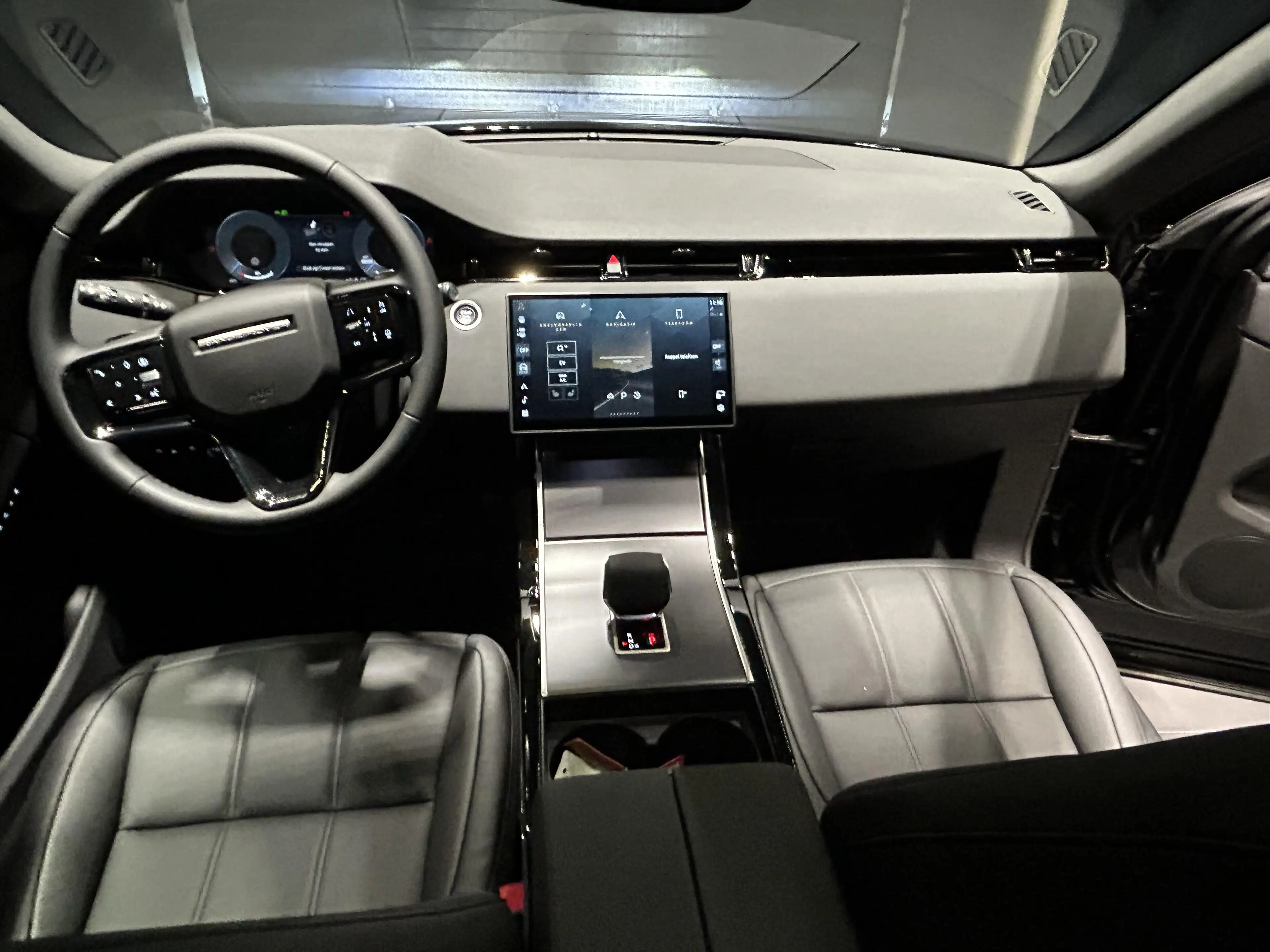Land Rover Range Rover Evoque P270e S AWD Auto. 26MY — photo 4