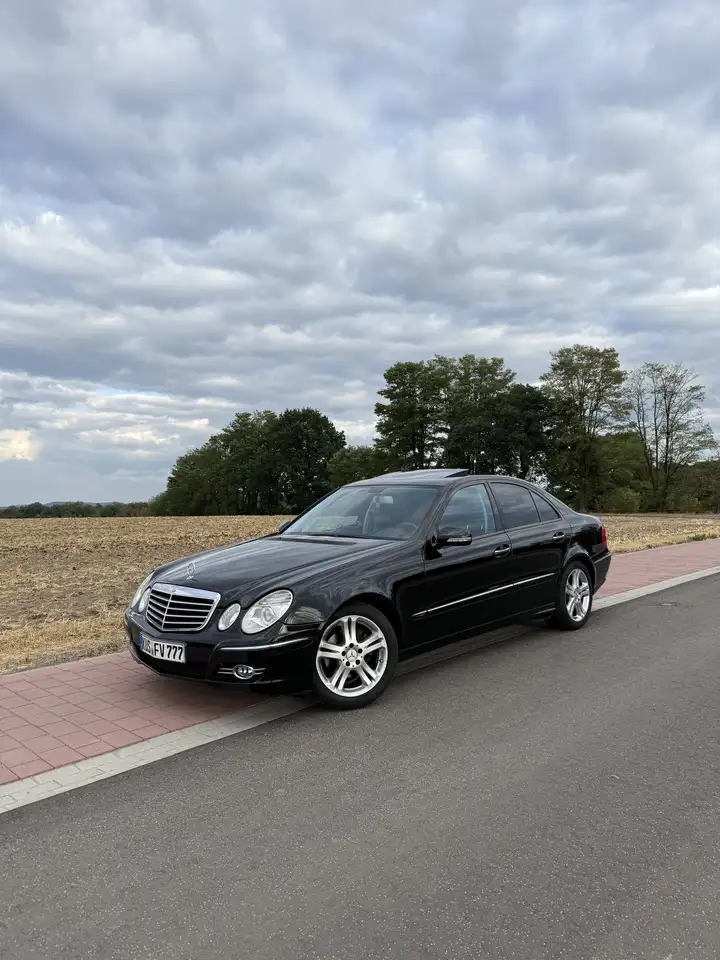 Mercedes-Benz E 320