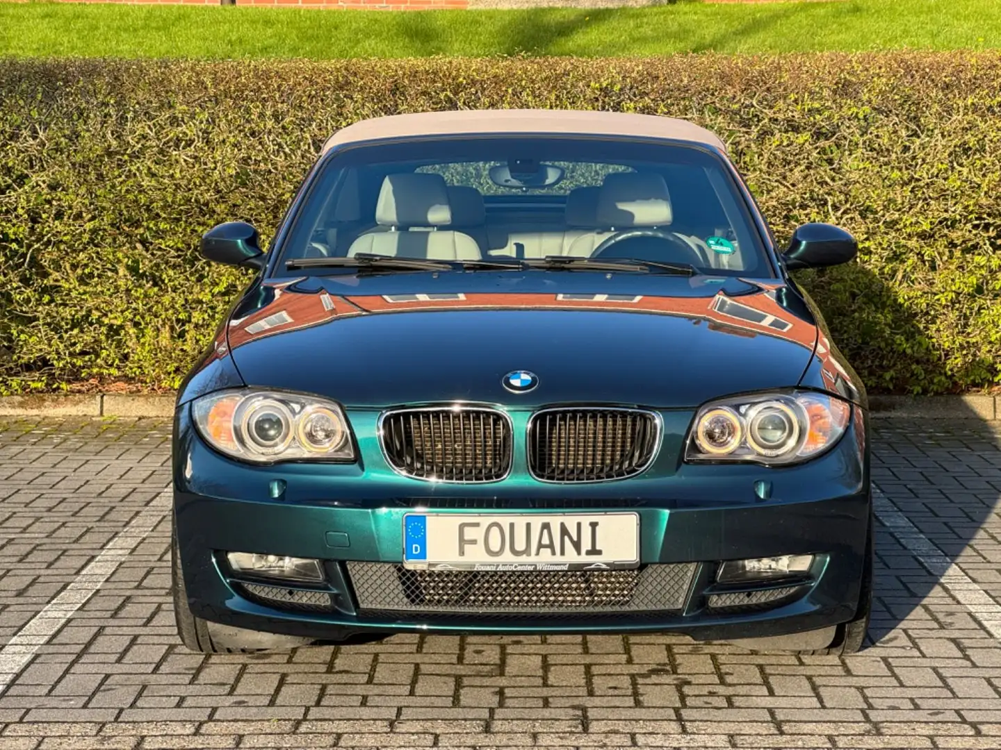 BMW 118 d Cabrio*Xenon*Leder*Windschott*PDC*Tempomat Зелений - 2