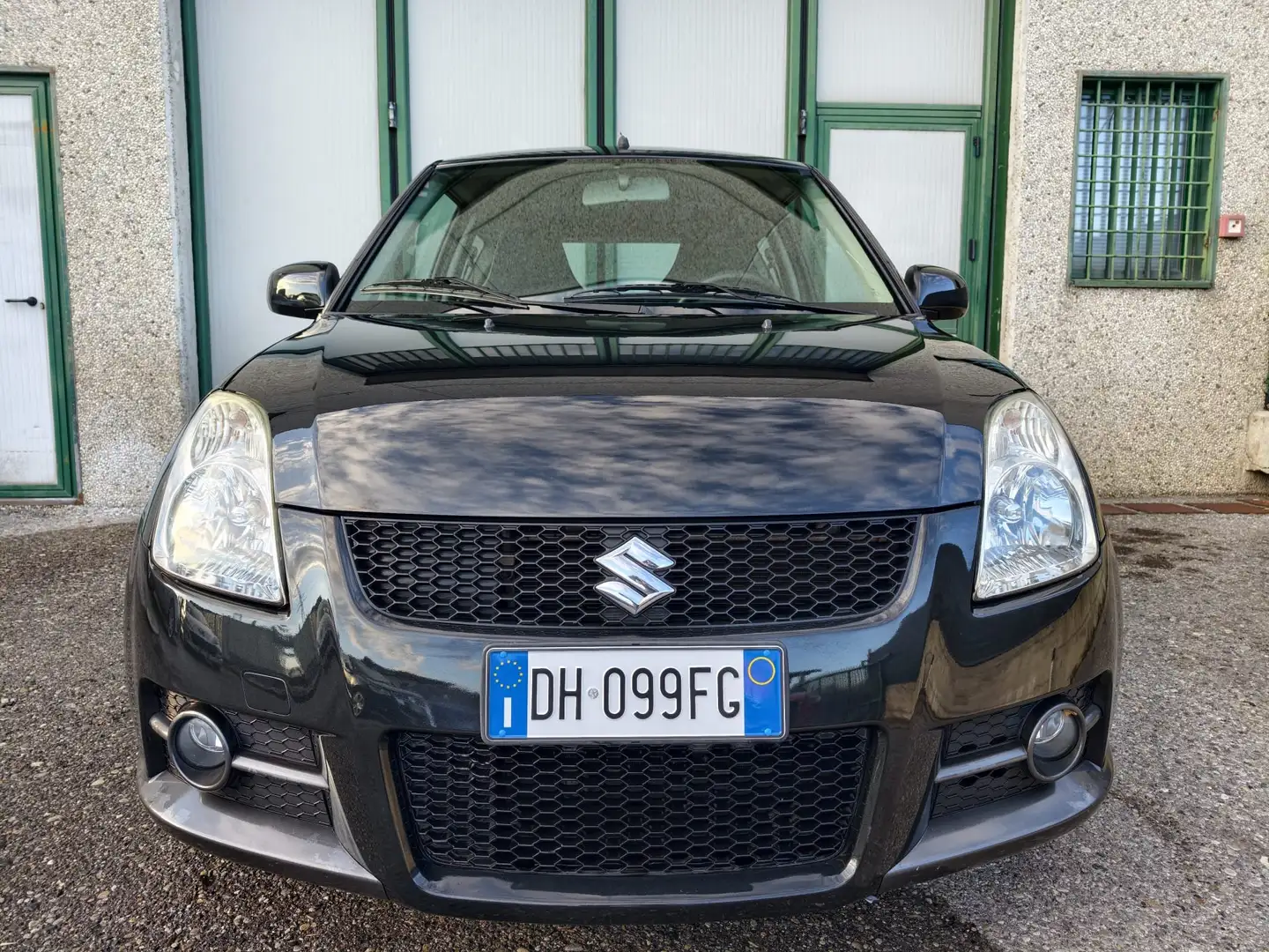 Suzuki Swift SPORT 1.6 BENZINA 125 CV OTTIME CONDIZIONI 2007 3P Nero - 2